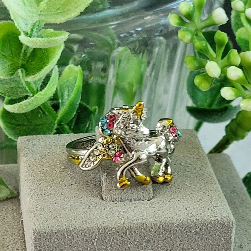 Unicorn Figural Ring Multicolor Rhinestones Silver Gold Tone Size 6 Fantasy